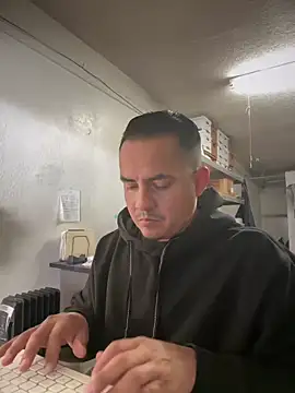 Snapshot of PeterGrandee chatting on December 26, 2024, 8:21 pm PeterGrandee online show from December 26, 2024, 8:21 pm