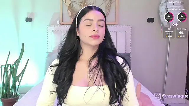 Paula Desousa online show from January 14, 2026, 7:28 pm