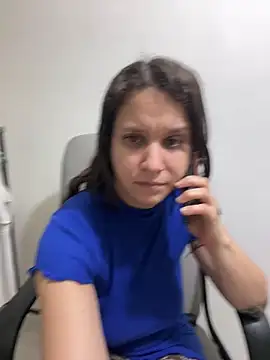 Snapshot of hotcookie28 chatting on February 15, 2026, 2:56 am hotcookie28 online show from February 15, 2026, 2:56 am