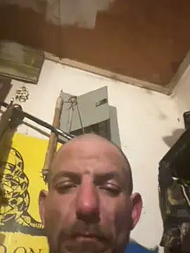 Snapshot of 420rickie420 chatting on March 18, 2025, 6:39 am 420rickie420 online show from March 18, 2025, 6:39 am