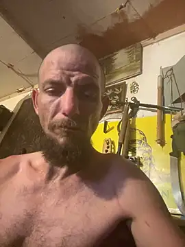 Snapshot of 420rickie420 chatting on March 18, 2025, 3:34 am 420rickie420 online show from March 18, 2025, 3:34 am