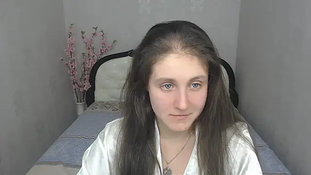 Snapshot of Holliy_Cooper chatting on February 19, 2025, 8:41 pm Holliy Cooper online show from February 19, 2025, 8:41 pm