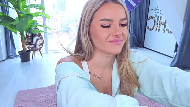 SpoilM3Mor3 online show from September 25, 2025, 9:37 am