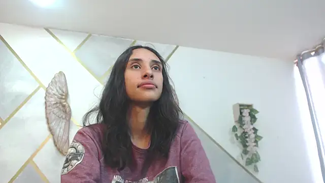 Snapshot of RoxanaCyrano_ chatting on February 17, 2025, 6:28 pm RoxanaCyrano online show from February 17, 2025, 6:28 pm