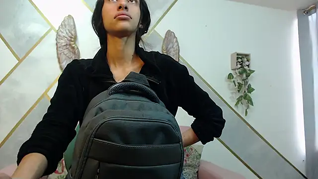 RoxanaCyrano  online show from January 7, 2026, 7:41 pm