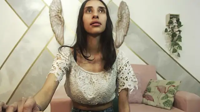 Snapshot of RoxanaCyrano_ chatting on October 10, 2025, 7:47 pm RoxanaCyrano online show from October 10, 2025, 7:47 pm