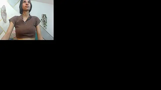 Snapshot of RoxanaCyrano_ chatting on November 8, 2025, 8:12 pm RoxanaCyrano online show from November 8, 2025, 8:12 pm