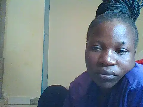 prettychic5 online show from November 19, 2025, 7:30 am