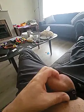 adriaan1975 online show from December 2, 2025, 9:11 am