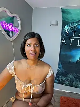 RoseMelanie online show from April 11, 2026, 7:16 am