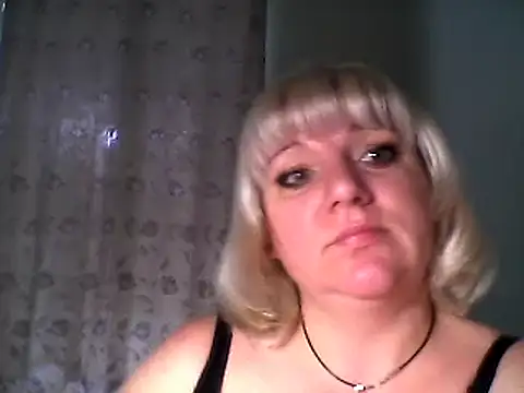 Snapshot of MeilomaWesa chatting on March 5, 2025, 10:44 am MeilomaWesa online show from March 5, 2025, 10:44 am