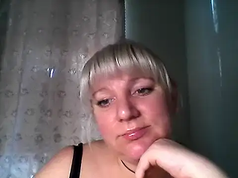 Snapshot of MeilomaWesa chatting on February 9, 2025, 1:25 pm MeilomaWesa online show from February 9, 2025, 1:25 pm