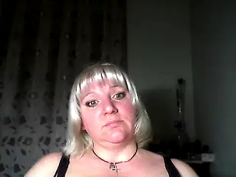 Snapshot of MeilomaWesa chatting on March 20, 2025, 5:25 pm MeilomaWesa online show from March 20, 2025, 5:25 pm