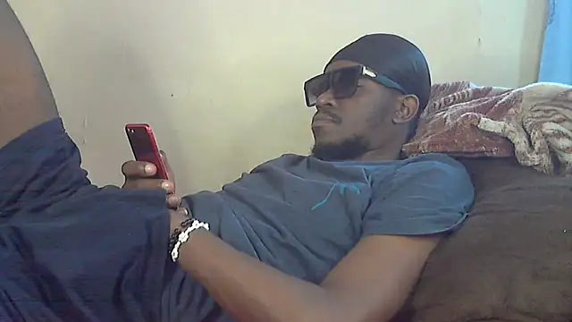 BIGDICKMULLAH online show from September 19, 2025, 1:59 pm