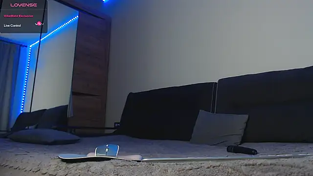 Eva Mata online show from November 14, 2025, 5:49 pm