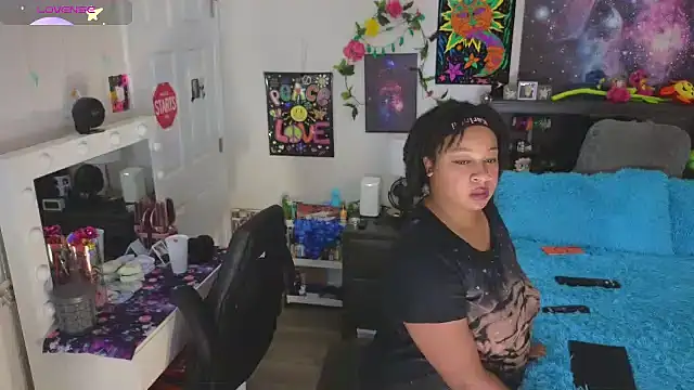 temptressbeauty24 online show from September 13, 2025, 11:05 pm