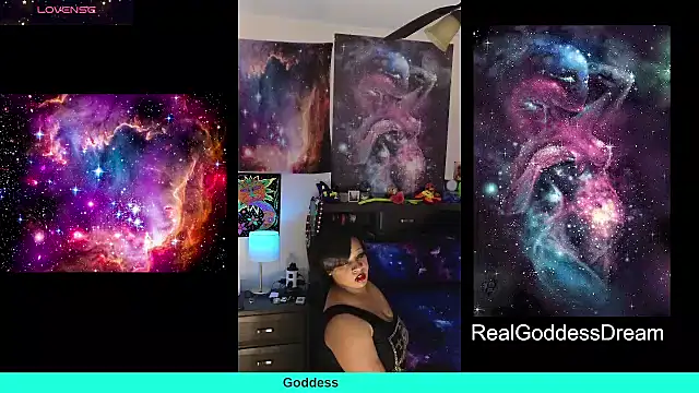 Snapshot of temptressbeauty24 chatting on January 18, 2026, 2:37 am temptressbeauty24 online show from January 18, 2026, 2:37 am