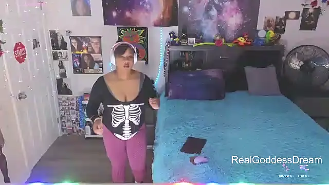 Snapshot of temptressbeauty24 chatting on January 31, 2026, 9:02 pm temptressbeauty24 online show from January 31, 2026, 9:02 pm