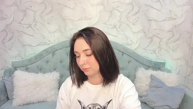 Snapshot of Sourr_Lollipop chatting on May 1, 2026, 11:43 pm Sourr Lollipop online show from May 1, 2026, 11:43 pm