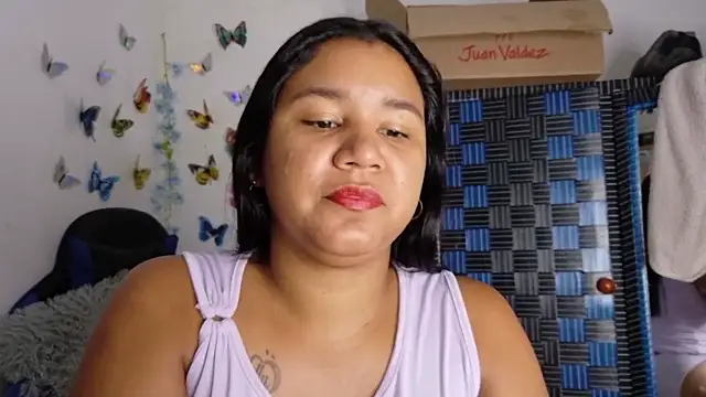 lucy hairypussy83 online show from January 14, 2026, 1:37 pm