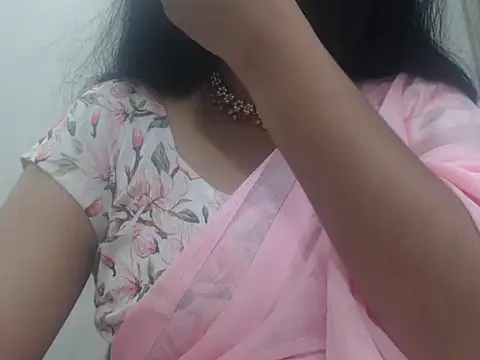 Snapshot of Lovely_Siri_23 chatting on May 27, 2026, 6:59 pm Lovely Siri 23 online show from May 27, 2026, 6:59 pm