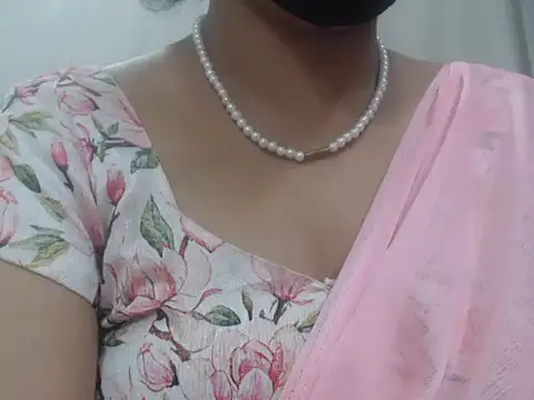 Snapshot of Lovely_Siri_23 chatting on July 26, 2026, 7:04 am Lovely Siri 23 online show from July 26, 2026, 7:04 am