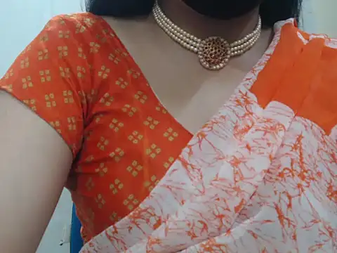 Snapshot of Lovely_Siri_23 chatting on July 20, 2026, 6:21 pm Lovely Siri 23 online show from July 20, 2026, 6:21 pm