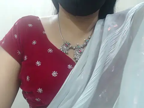 Snapshot of Lovely_Siri_23 chatting on July 31, 2026, 7:55 pm Lovely Siri 23 online show from July 31, 2026, 7:55 pm