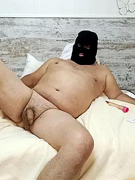 Goldendaddygo online show from April 14, 2026, 12:32 pm