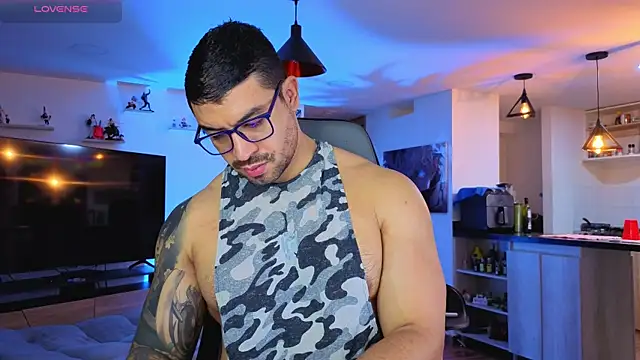 Michael Diamond online show from October 20, 2025, 2:46 am