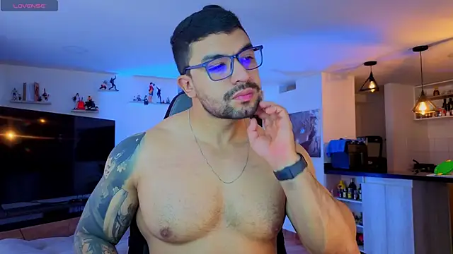 Snapshot of Michael_Diamond chatting on September 19, 2025, 2:21 pm Michael Diamond online show from September 19, 2025, 2:21 pm