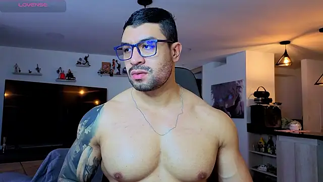 Snapshot of Michael_Diamond chatting on February 14, 2026, 4:51 pm Michael Diamond online show from February 14, 2026, 4:51 pm