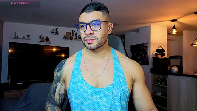 Snapshot of Michael_Diamond chatting on February 18, 2026, 2:20 am Michael Diamond online show from February 18, 2026, 2:20 am