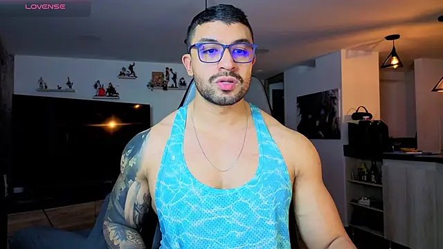 Snapshot of Michael_Diamond chatting on February 3, 2026, 2:10 am Michael Diamond online show from February 3, 2026, 2:10 am