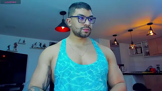 Snapshot of Michael_Diamond chatting on January 24, 2025, 2:49 am Michael Diamond online show from January 24, 2025, 2:49 am