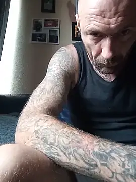 Snapshot of PIercingBoy38 chatting on July 1, 2026, 10:37 am PIercingBoy38 online show from July 1, 2026, 10:37 am