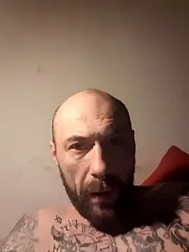 PIercingBoy38 online show from February 25, 2025, 10:42 pm