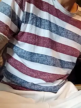 PIercingBoy38 online show from October 6, 2025, 3:02 pm