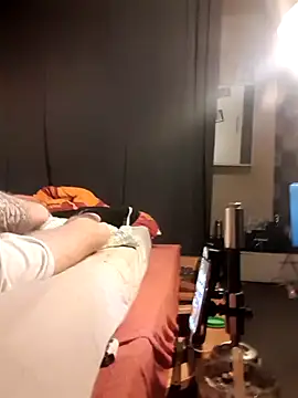 PIercingBoy38 online show from February 28, 2025, 2:42 am