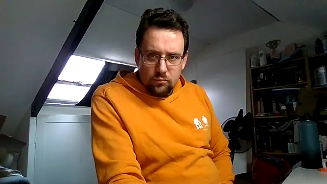 rdewaard81 online show from December 5, 2025, 9:41 am