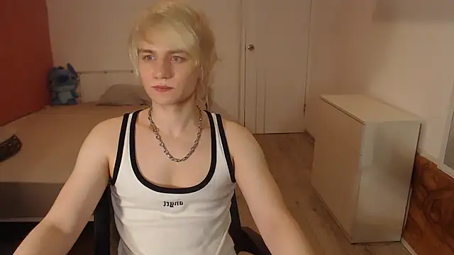 Snapshot of Oliver_sweet_ chatting on February 27, 2026, 1:28 am Oliver sweet online show from February 27, 2026, 1:28 am