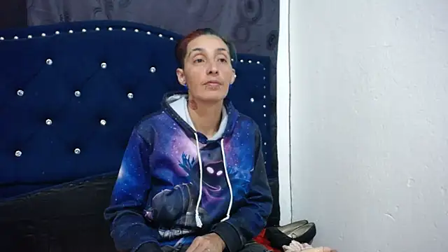 anyu1306 online show from February 19, 2025, 9:14 pm