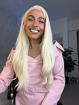 Snapshot of Miss_sagitario chatting on July 28, 2026, 3:21 pm Miss sagitario online show from July 28, 2026, 3:21 pm