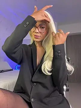 Miss sagitario online show from April 27, 2026, 12:14 pm