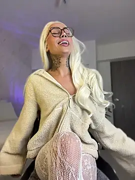 Miss sagitario online show from April 24, 2026, 12:18 pm