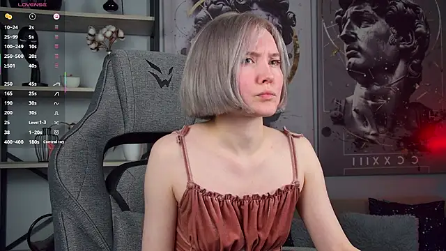 ReiYosimoto online show from March 24, 2026, 5:35 pm