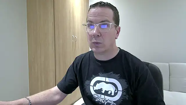 BrettJ81 online show from September 10, 2025, 3:33 pm