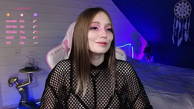 Evie Ro online show from July 26, 2026, 10:49 pm