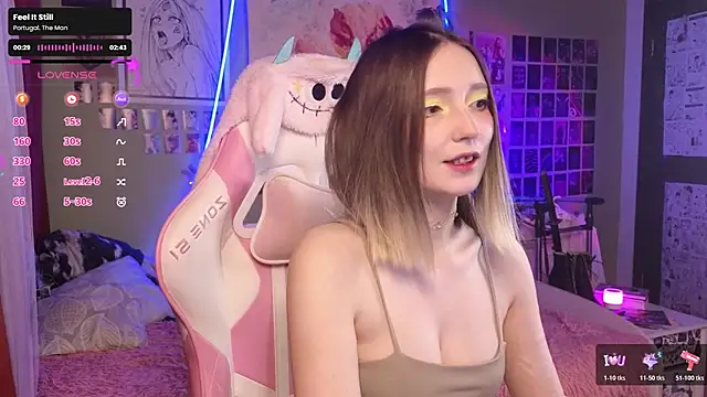 Evie Ro online show from November 25, 2025, 9:48 pm