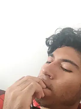 Snapshot of Mangopitudo chatting on March 8, 2025, 5:43 pm Mangopitudo online show from March 8, 2025, 5:43 pm